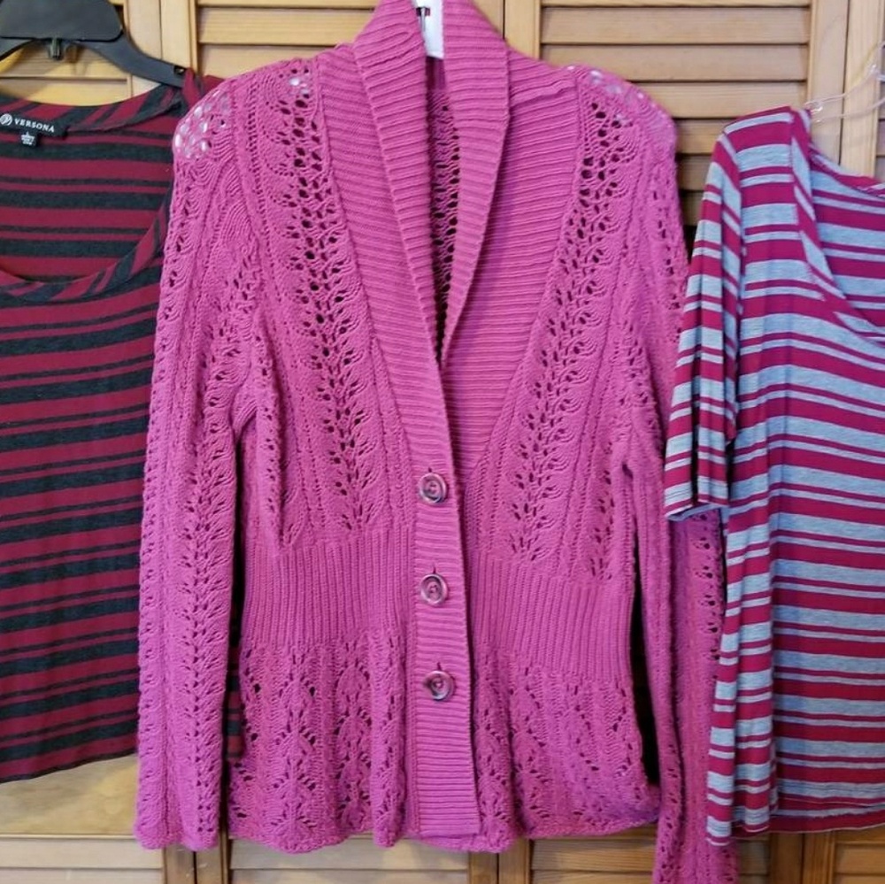 🎀LAST MARK DOWN! Pink knitted cardigan